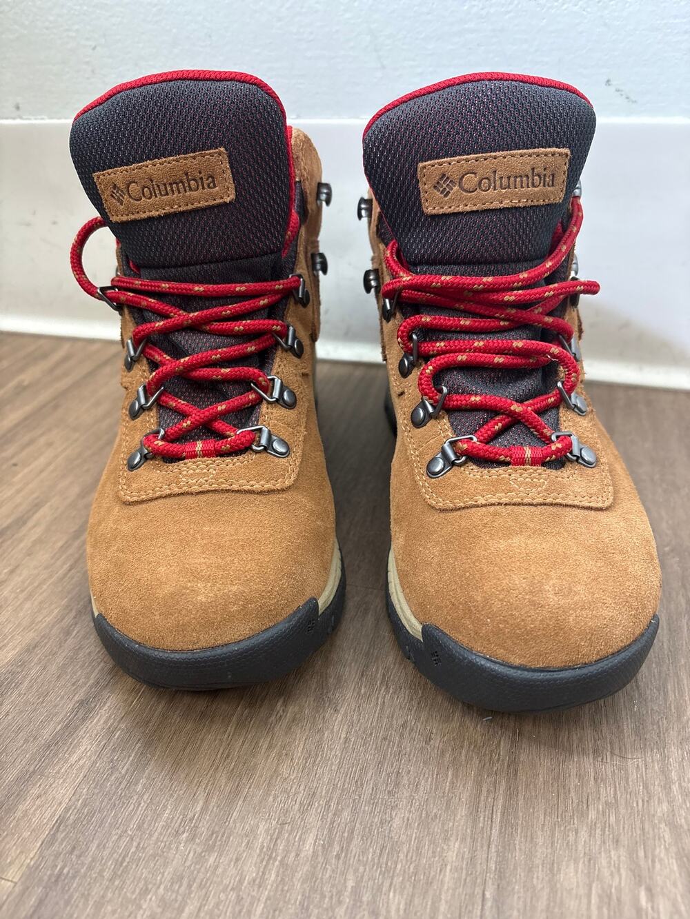 NWOB Columbia Red Trim Brown Waterproof Suede Hiking Boots Sz 8